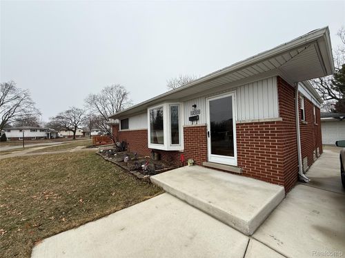 1205 Jenifer Ave, Madison Heights, MI, 48071-2930 | Card Image