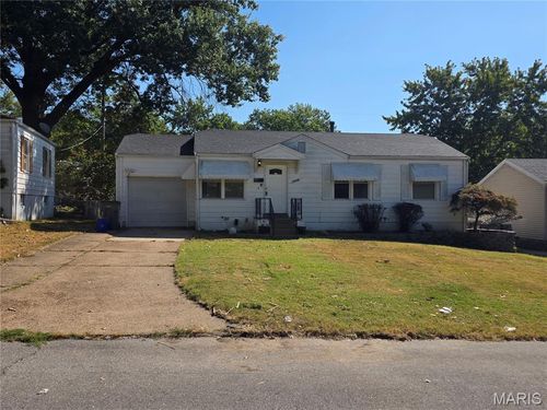 10200 Tappan Dr, Saint Louis, MO, 63137-2037 | Card Image