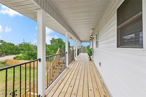 104 Carr Dr, Slidell, LA, 70458-5600 | Card Image