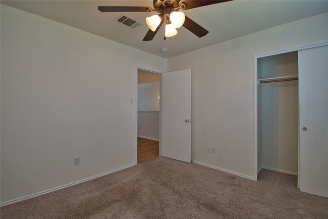 115 Remington Dr, House other with 4 bedrooms, 3 bathrooms and 4 parking in Kyle TX | Image 21