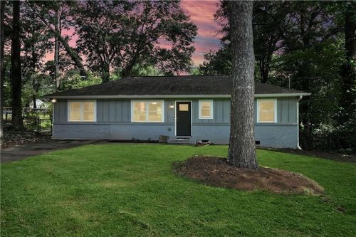 551 Floyd Dr Se, Smyrna, GA, 30082-2017 | Card Image