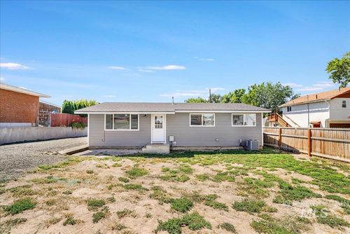 1934 Shoup Ave E, Twin Falls, ID, 83301-5318 | Card Image