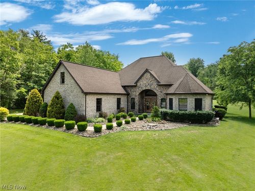44290 Denise Ln, Saint Clairsville, OH, 43950-7724 | Card Image