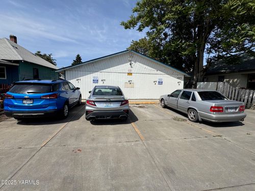 1113 Cherry Ave, Yakima, WA, 98902-2088 | Card Image