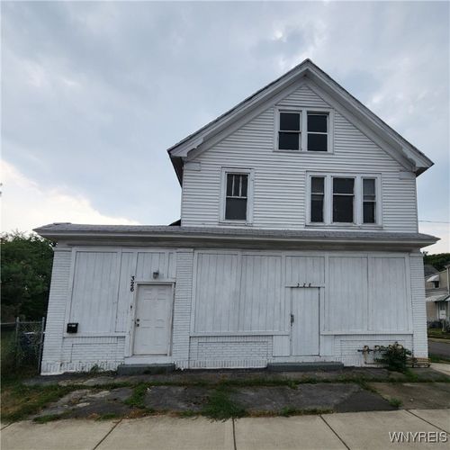 326 Fillmore Ave, Buffalo, NY, 14206-2027 | Card Image