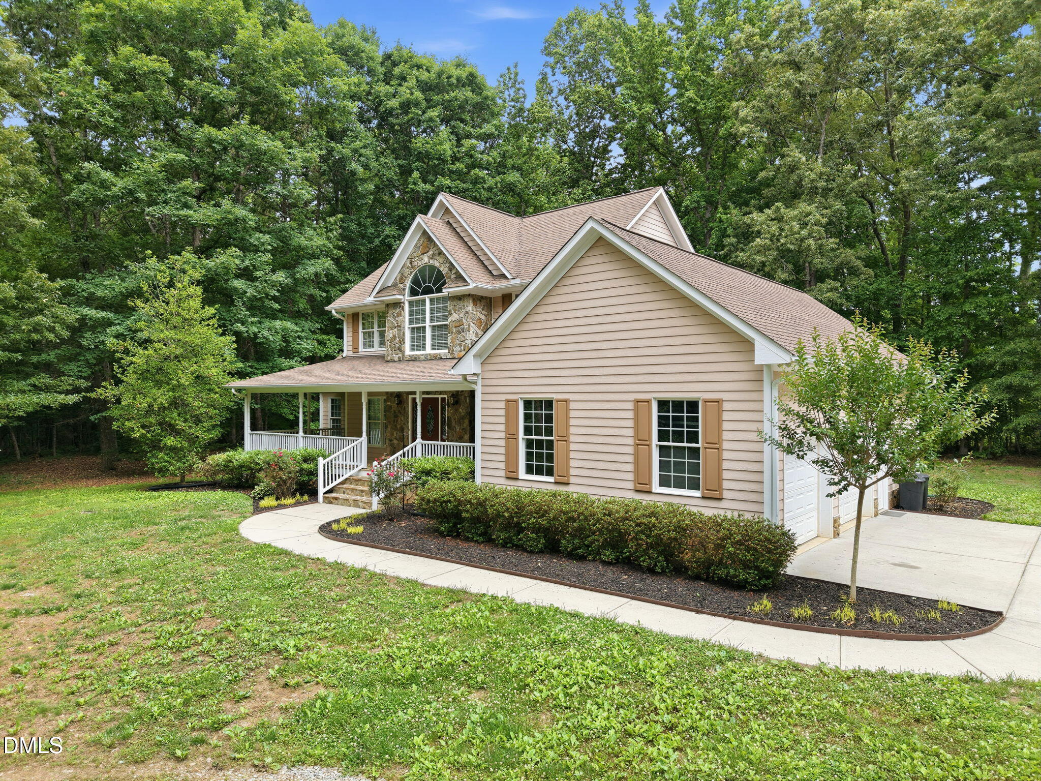 Residential in Rougemont 4