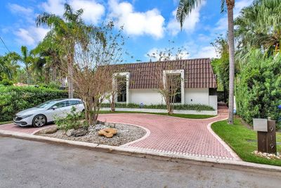 919 N Northlake Dr, House other with 3 bedrooms, 2 bathrooms and null parking in Hollywood FL | Image 2