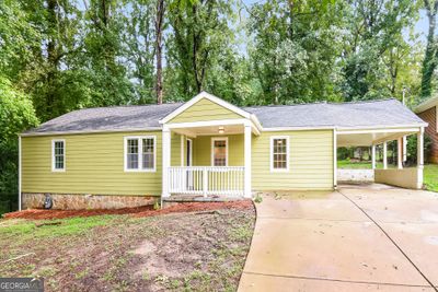 1931 Venetian Drive Sw, House other with 3 bedrooms, 2 bathrooms and 3 parking in Atlanta GA | Image 3