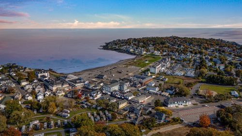 301303-1 Ocean Ave, York, ME, 03909-6576 | Card Image