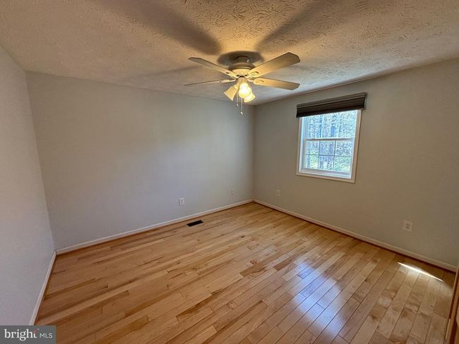 4515 Cub Run Rd, House other with 3 bedrooms, 2 bathrooms and null parking in CHANTILLY VA | Image 5