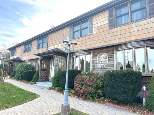 apt-4-1 Cora St, New Haven, CT, 06512-4327 | Card Image