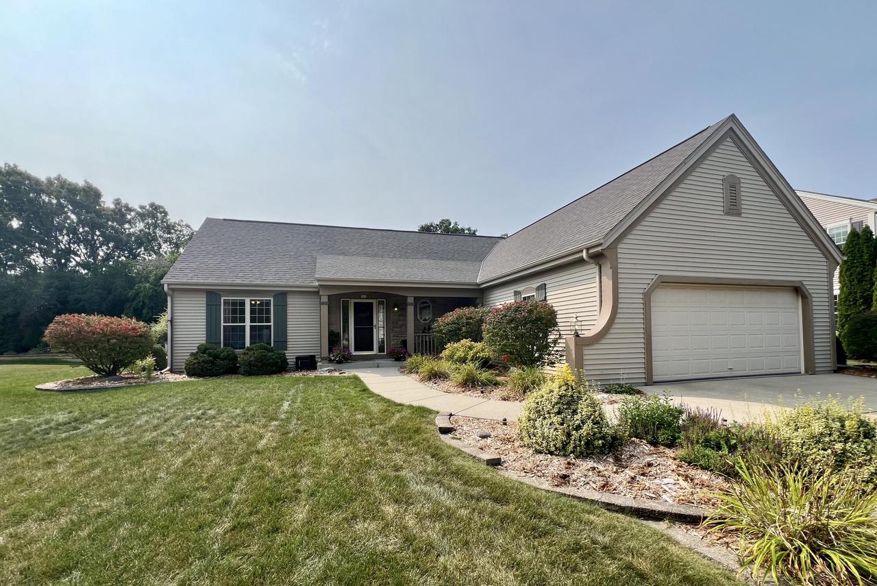 Dana Ln, Waukesha, WI 53189