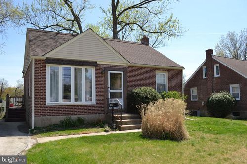 1014 Morton Ave, FOLSOM, PA, 19033-2013 | Card Image
