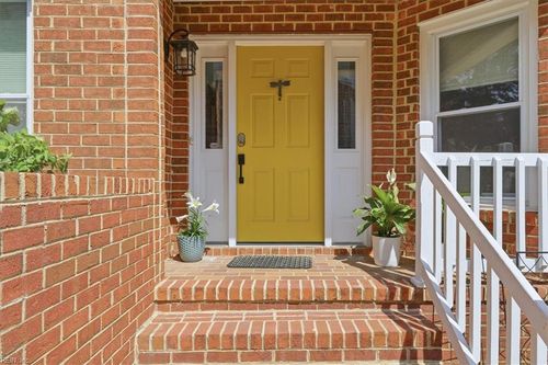 4826 Kempsville Greens Pkwy, Virginia Beach, VA, 23462-6439 | Card Image