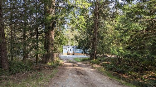 1040 Conville Rd, Gabriola Island, BC, V0R1X2 | Card Image