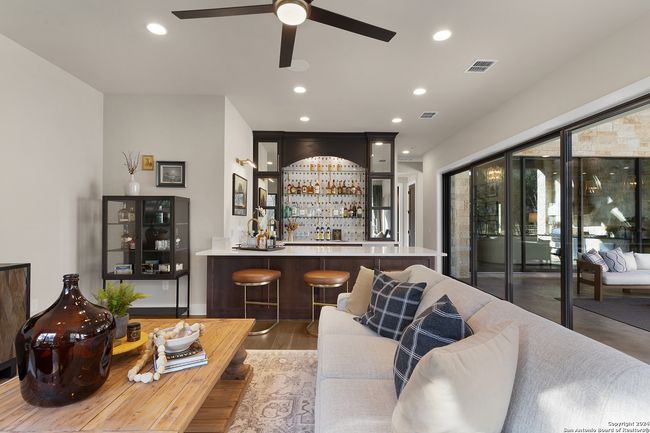 8170 Blue Oak, House other with 4 bedrooms, 5 bathrooms and null parking in Garden Ridge TX | Image 107