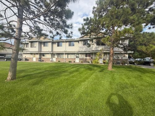 8458 S Pond Trl, Champlin, MN, 55316-3785 | Card Image