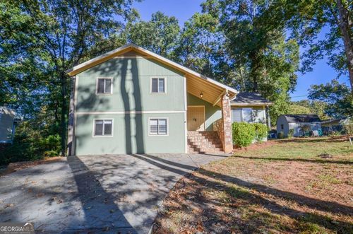 3173 Falconhurst Dr Sw, Lilburn, GA, 30047-1900 | Card Image