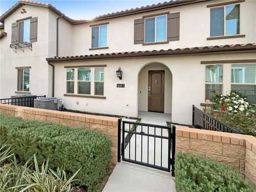 3-5628 Kate Way, Fontana, CA, 92336-4667 | Card Image