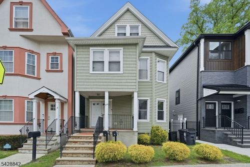 74 Hamilton St, East Orange, NJ, 07017-3815 | Card Image