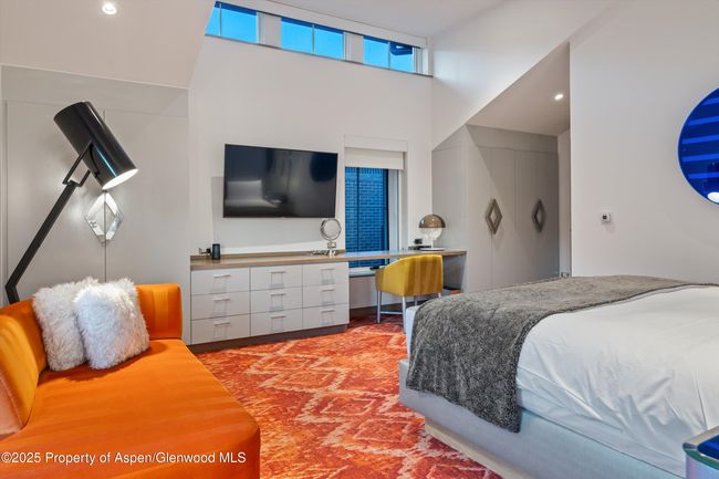 F10-1-10 - 550 S Spring St, Condo with 3 bedrooms, 4 bathrooms and 1 parking in Aspen CO | Image 27