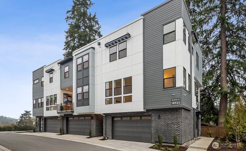 c-18923 99th Pl Ne, Bothell, WA, 98011-7448 | Card Image