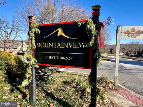 1701-1701 Mountainview Dr, Chesterbrook, PA, 19087-5557 | Card Image