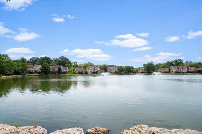 1519 Mallard Landing Ct, Condo with 4 bedrooms, 4 bathrooms and 2 parking in Chesterfield MO | Image 67