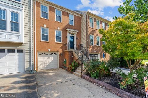 12797 Dogwood Hills Ln, FAIRFAX, VA, 22033-3246 | Card Image