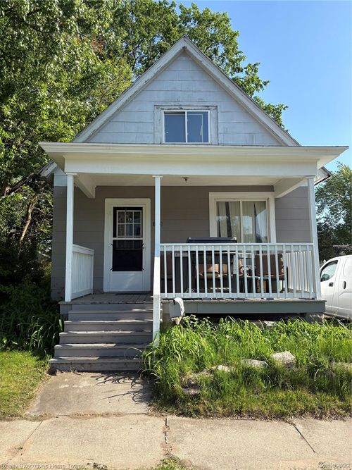 1120 Bancroft St, Port Huron, MI, 48060-6245 | Card Image