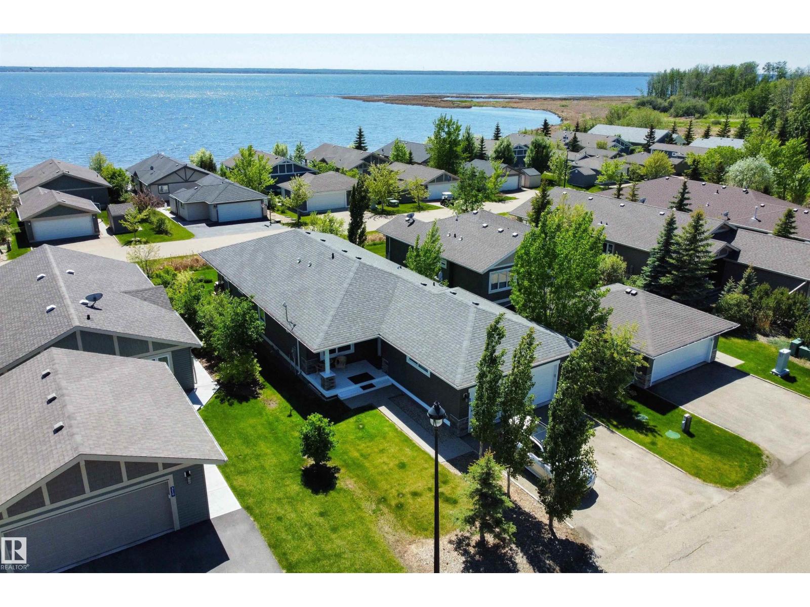 Residential in Rural Lac Ste. Anne County