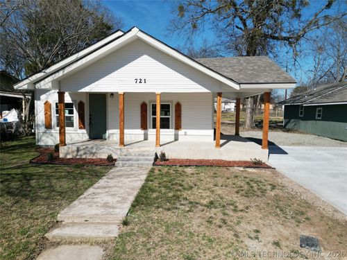 721 Roff St, Ardmore, OK, 73401-7911 | Card Image