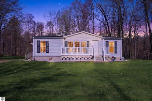 4537 N Caris Road, Edmore, MI, 48829 | Card Image