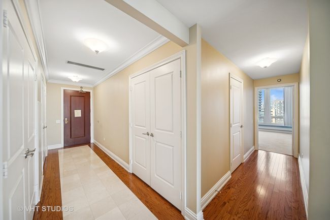 APT-2601 - 55 E Erie St, Condo with 2 bedrooms, 2 bathrooms and 1 parking in Chicago IL | Image 10