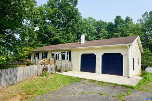 112 Pines Ln, SHIPMAN, VA, 22971-2349 | Card Image