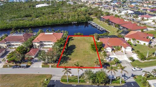 3227 Purple Martin Dr, PUNTA GORDA, FL, 33950-6662 | Card Image