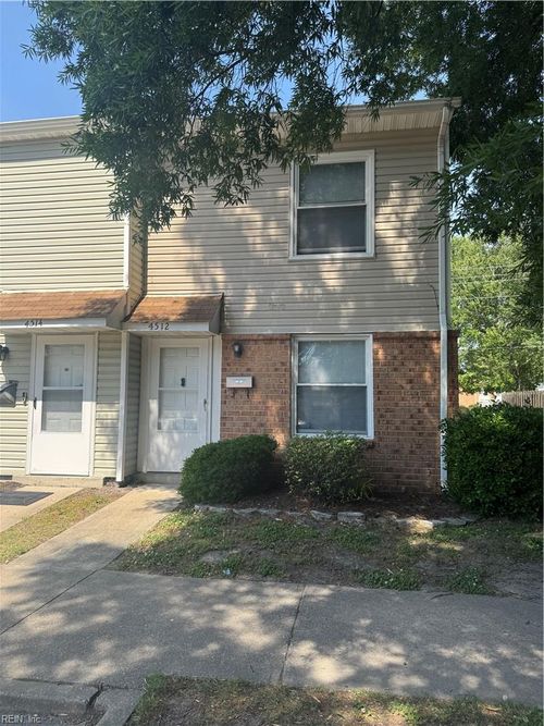 4512 Greenwood Dr, Portsmouth, VA, 23701-3106 | Card Image