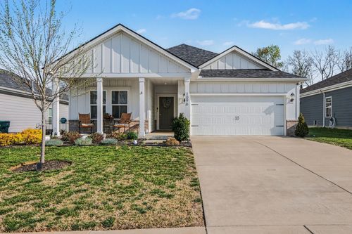 1096 Holland Ridge Way, Lebanon, TN, 37090-1667 | Card Image