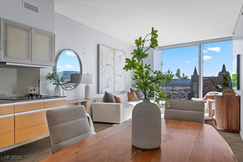 3305-3726 Las Vegas Blvd S, Las Vegas, NV, 89158-4302 | Card Image