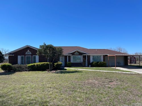 740 Country Trl, Pleasanton, TX, 78064-6533 | Card Image