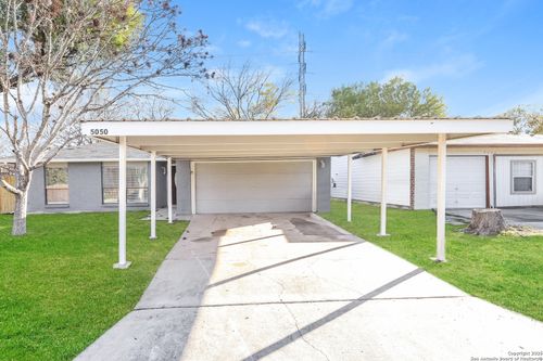 5050 Gordon Cooper Dr, Kirby, TX, 78219-1929 | Card Image