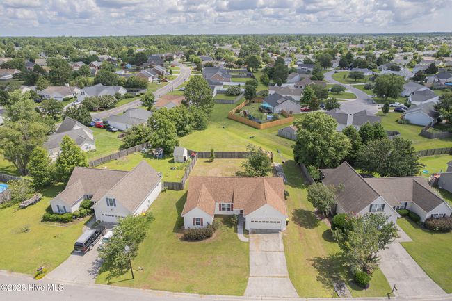 6723 Newbury Way, House other with 3 bedrooms, 2 bathrooms and 2 parking in Wilmington NC | Image 4
