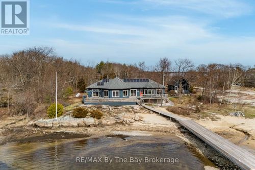 3854 Is 630 Georgian Bay, Georgian Bay (Baxter), ON, P0E1E0 | Card Image