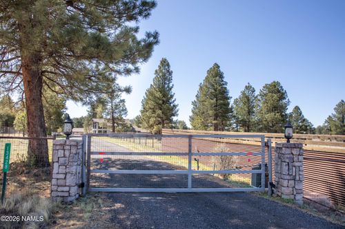 13428 E Keith Dr, Parks, AZ, 86018-0300 | Card Image
