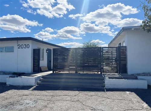 apt-4-2030 Sunrise Ave, Las Vegas, NV, 89101-4482 | Card Image