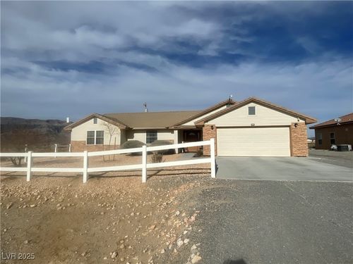 520 W Leslie Street, Pahrump, NV, 89060 | Card Image