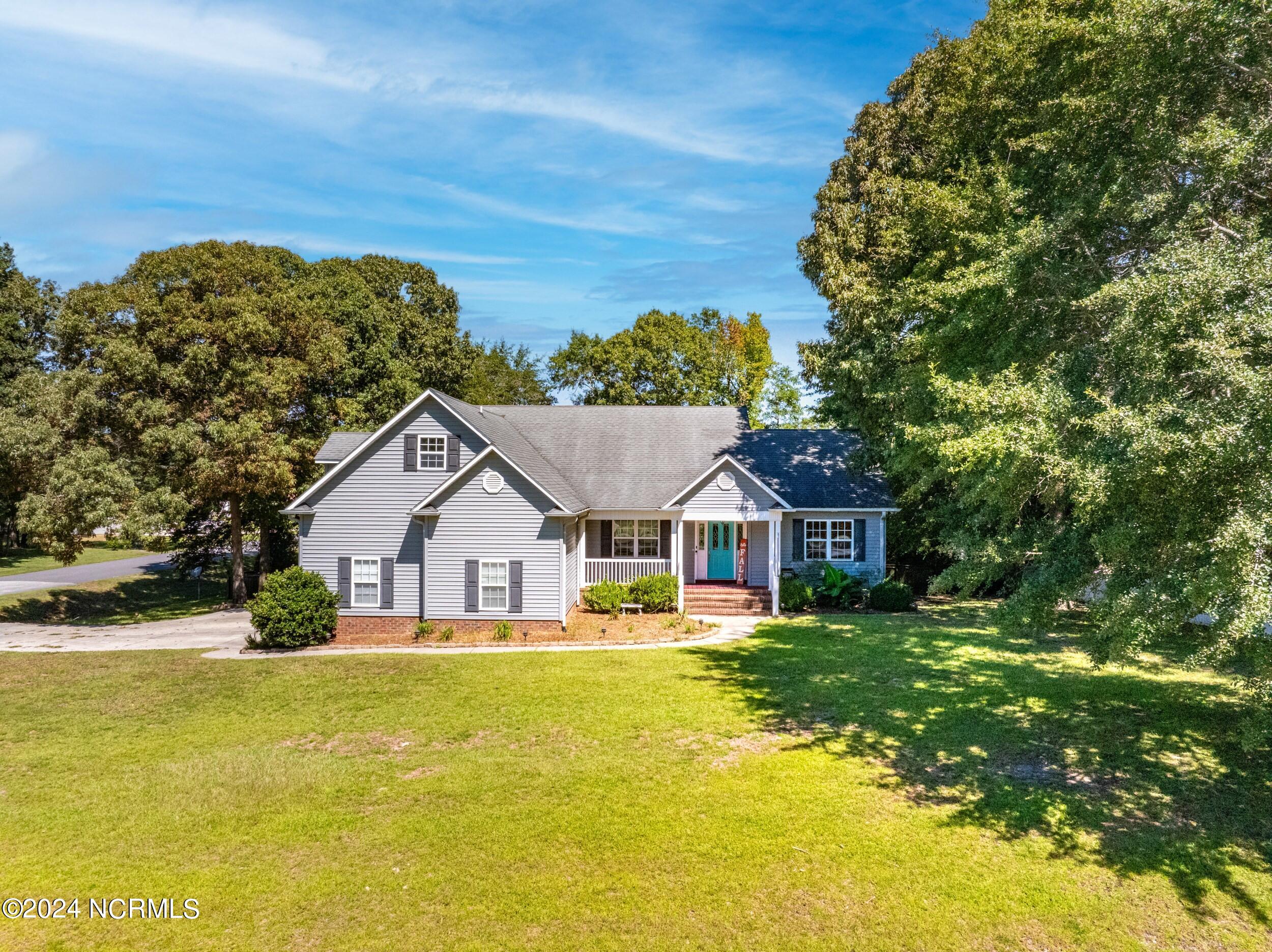 Longleaf Ln, New Bern, NC 28562