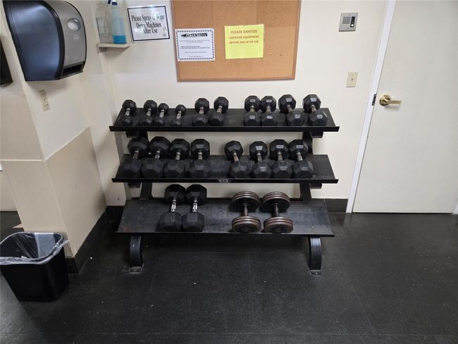 Weight Room | Image 40