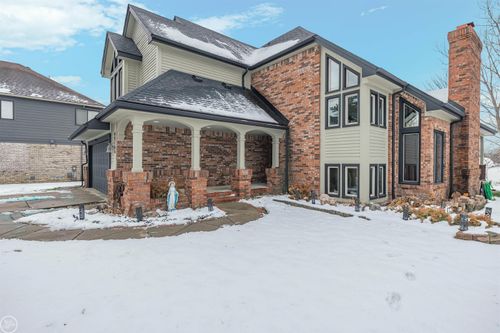 44165 Dunham Ct, Clinton Township, MI, 48038-1524 | Card Image