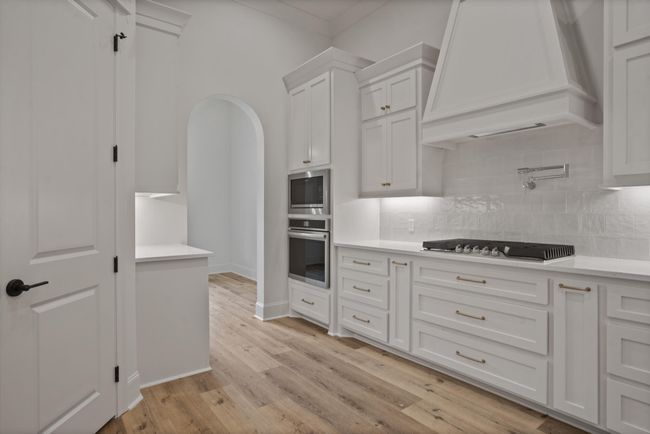Kitchen | Image 16